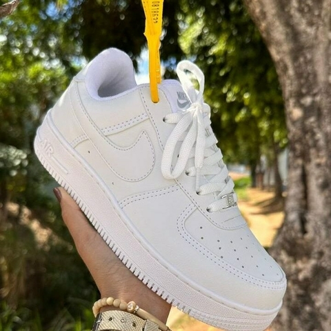 Tênis Nike Air Force