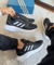 TÊNIS SPORT ADIDAS FALCON PRETO/BRANCO na internet
