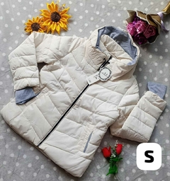 Casaca importada corta , cuello tortuga , impermeable
