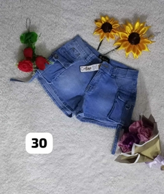 short cargo jeans