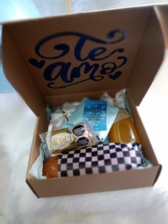 Desayuno sorpresa en caja