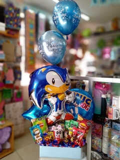 Caja decorada de Sonic en internet