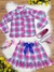 Conjunto Meninas Junino Camisa Rosa Com Mini Saia Xadrez na internet