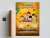 Quadro poster do filme Mamonas Assassinas, mostrando os personagens em um carro amarelo com fundo colorido.