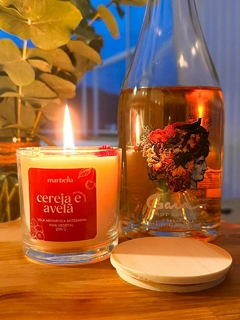 VELA AROMÁTICA DE CEREJA E AVELÃ 200G