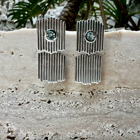 Brinco Pipe banhado no ródio branco