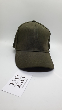 GORRA TRUCKER CERRADA VERDE