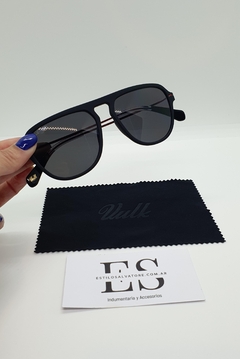 GAFAS VULK PATILLA ACERADA CRISTALES UV400 NEGRO MATE en internet