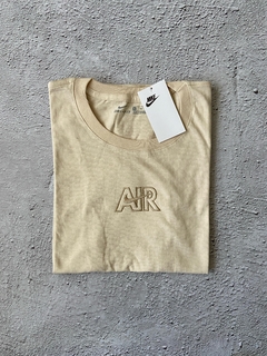 Remera NK air larga en internet