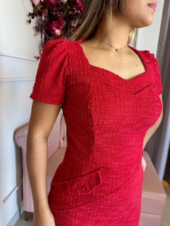 Vestido Evasê Crepe Rosy na internet