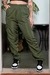 Calça Feminina Tactel com Elástico e Bolsos Moda Streetwear na internet