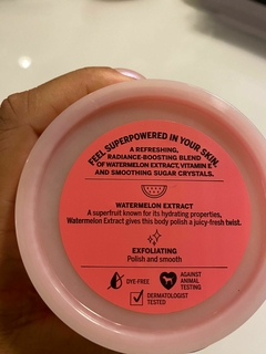Esfoliante Corporal Victoria's Secret Melon Scrub Pink com cristais de açúcar 283g na internet