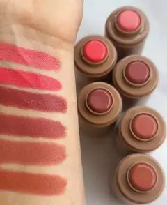 Rubor en barra pink 21 dupe rhode en internet