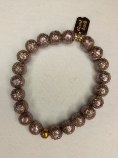 Pulsera con piedras volcánicas y dije good luck