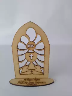 Souvenirs capilla grabada 15cm
