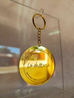 Imagen de Llaveros Acrílico Dorado 6cm Emprendimientos