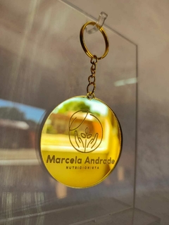 Llaveros Acrílico Dorado 6cm Emprendimientos - Maderatto