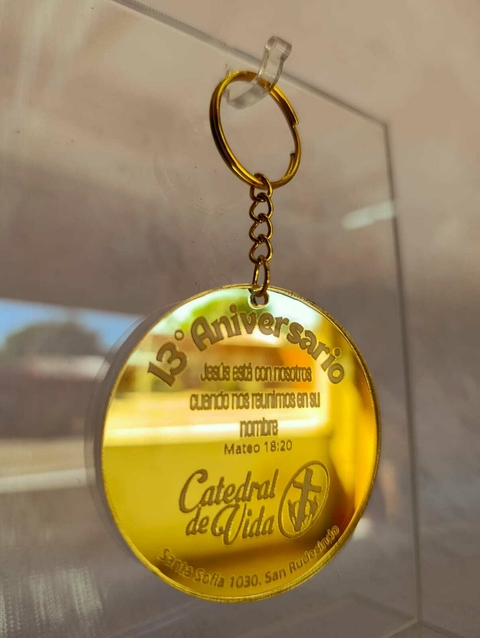 Llaveros Acrílico Dorado 6cm Iglesia - comprar online