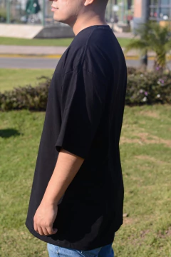 Remera Oversize Negro Reactivo - comprar online