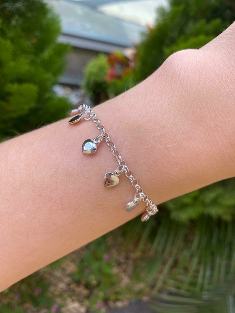 Pulseira elo português pingentes de coração