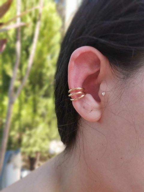 Piercing fake triplo ouro