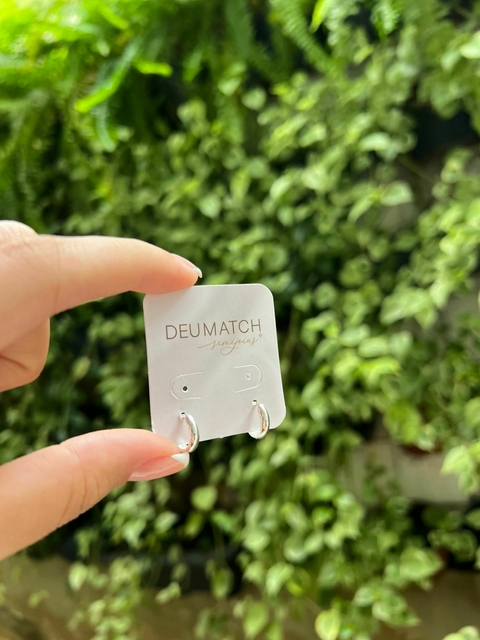 Brinco argola lisa prata