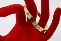Brazalete tipo Carthier Love con Zirconias en acero inoxidable 316L. - tienda en línea