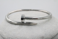 Brazalete tipo Carthier Clavo en acero inoxidable 316L. en internet