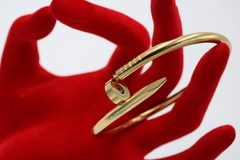 Brazalete tipo Carthier Clavo en acero inoxidable 316L. en internet
