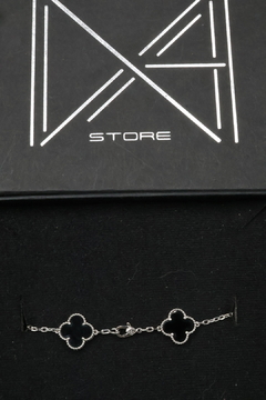 Pulsera tipo Van Cleef con Grabados VCA y AUG 750 19 cm en Plata .925