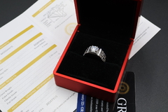 Anillo Ajustable (8-10) en Plata .925 con incrustaciones de 1ct de Moissanita D Corte VVS1 de 6.5 mm y Zirconia - comprar en línea