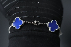 Pulsera tipo Van Cleef con Grabados VCA y AUG 750 19 cm en Plata .925 - Dastoremx