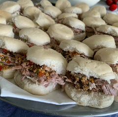 PROMO- PERNIL Y LUNCH PARA 20 PERSONAS