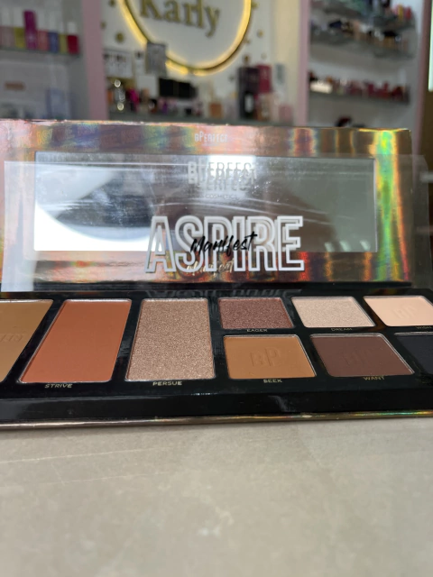 Paleta Perfect Cosmetics Aspire Manifest