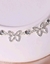 Collar de mariposas en internet