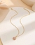 Collar con Dije de Flor de Loto en Oro y Cristales Rosados - comprar en línea