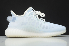 Yeezy Boost 350 v2 Mono Ice - Dapper Stred - Sneakers Exclusivos