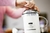 ESPUMADOR DE LECHE CHAMBOR CON MANGO DE VIDRIO 250 ML BRILLANTE en internet