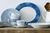 PLATO BASE DE PORCELANA HAMMOC AZUL 32CM - Tendence