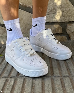 Zapatillas Nike Airforce Premium Blancas en internet