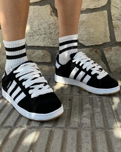 Zapatillas Adidas Campus Negras (Logo Bordado) en internet