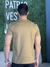 T-shirt Red Life Minimalista Logo Emborrachado Bege - LE PATRON Moda Masculina
