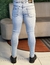 Calça Jeans Diferenciada na internet