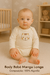 Body infantil manga longa em 100% algodão, ideal para conforto e proteção do bebê. Com fechamento por botões e disponível em várias cores e tamanhos, é perfeito para todas as ocasiões. Qualidade e carinho para o dia a dia dos pequenos.