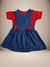 Conjunto Jardineira Princesa com blusa vermelha e saia azul, decorado com laços vermelhos.
Descubra a Flor do Gato, loja de roupas infantis em Taubaté, Pindamonhangaba, Caçapava e Tremembé, com moda de qualidade e estilo para bebês e crianças.