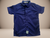 Camisa infantil masculina de cor azul marinho, com mangas curtas e botão frontal.
Descubra a Flor do Gato, loja de roupas infantis em Taubaté, Pindamonhangaba, Caçapava e Tremembé, com moda de qualidade e estilo para bebês e crianças.