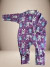 Macacão infantil roxo com estampa de bichinhos em tons de azul e branco, parte da linha Zip & Dream.

Descubra a Flor do Gato, loja de roupas infantis em Taubaté, Pindamonhangaba, Caçapava e Tremembé, com moda de qualidade e estilo para bebês e crianças.