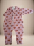 Macacão rosa da Linha Zip & Dream com estampas de ursos.

Descubra a Flor do Gato, loja de roupas infantis em Taubaté, Pindamonhangaba, Caçapava e Tremembé, com moda de qualidade e estilo para bebês e crianças.