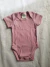 Conjunto Bebê RN Rosa com Casaco, Body e Calça Pé Reversível -  Flor do Gato | Loja de Roupas Infantis em Taubaté | Frete Grátis | Entrega em até 4 horas para cidades de Taubaté, Tremembé, Pindamonhangaba e Caçapava.