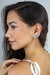 BRINCO ESTILO EAR CUFF CRAVEJADO COM PETALAS DE ZIRCÔNIA BANHADO NO RÓDIO - REF: 00215 - comprar online